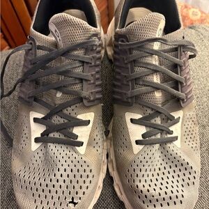 On Running Shoes with CloudTec Technology